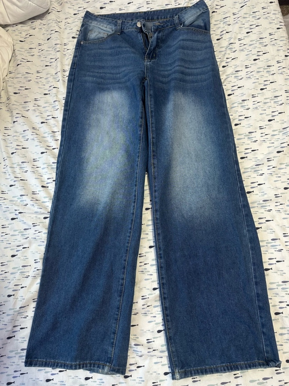 Wide Leg Women's Jeans in Medium Blue